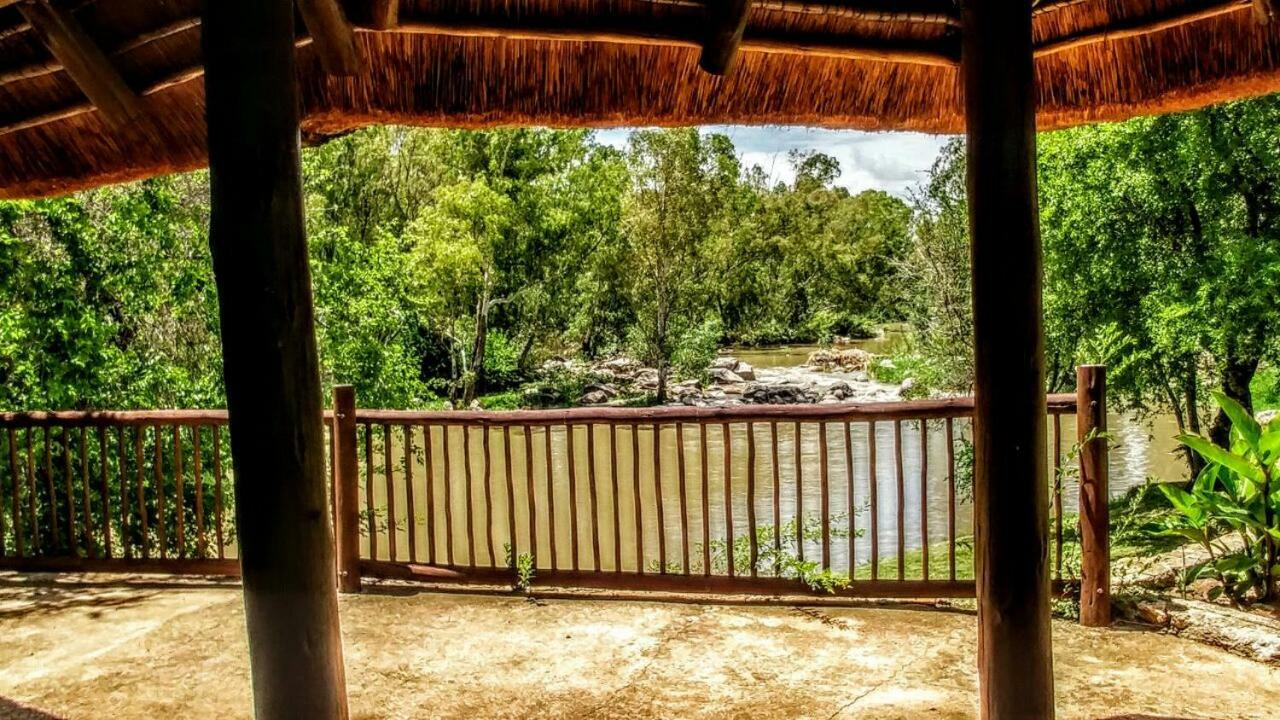 River Rock Lodge Parys Extérieur photo