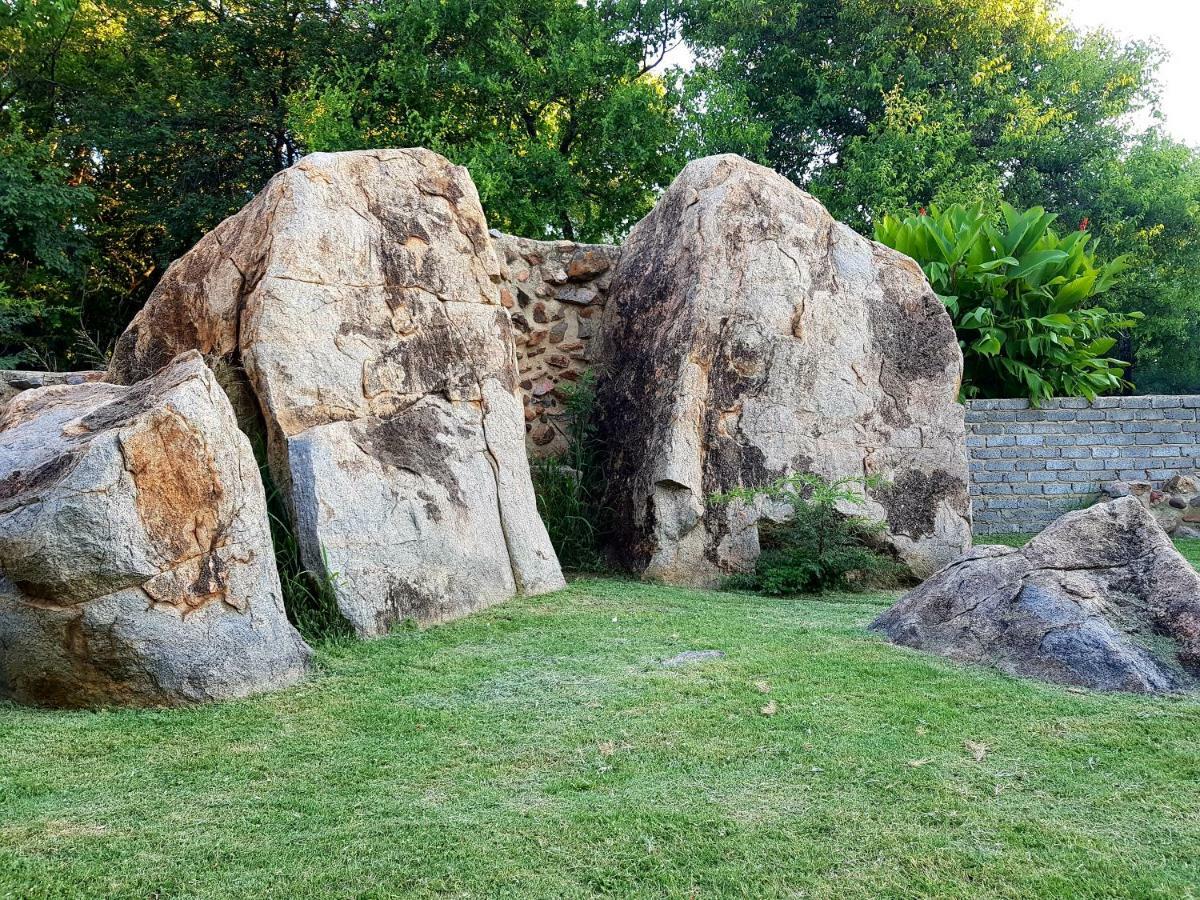 River Rock Lodge Parys Extérieur photo